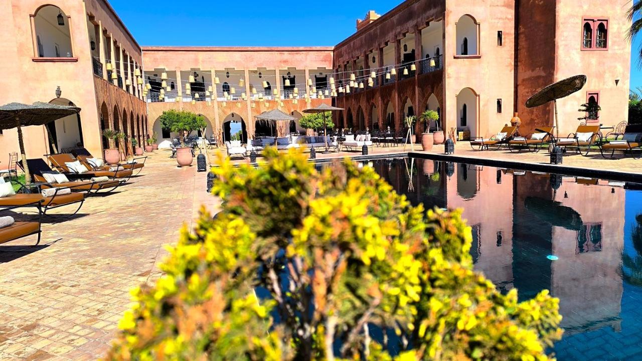 Kasbah Caracalla Bed & Breakfast Aït Zat Екстериор снимка