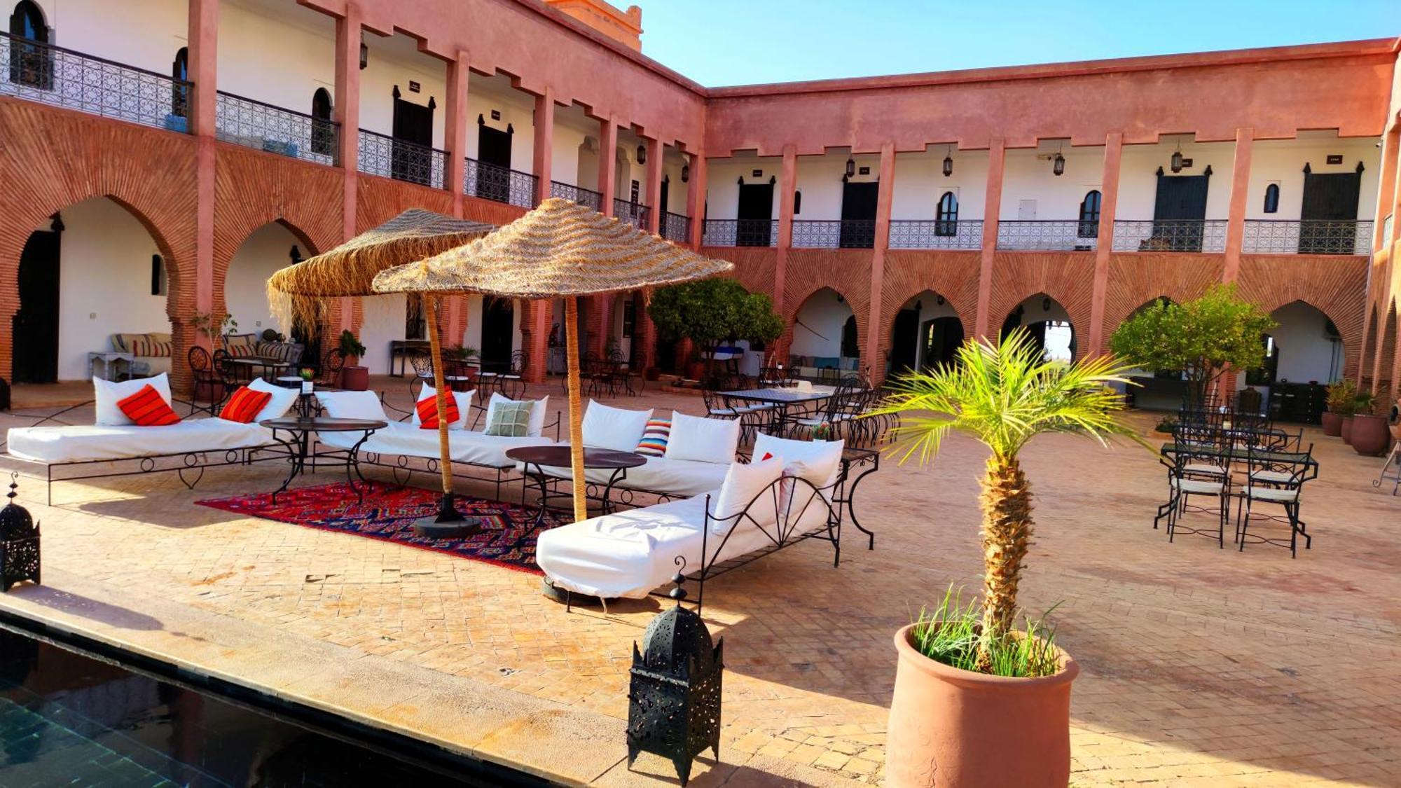 Kasbah Caracalla Bed & Breakfast Aït Zat Екстериор снимка